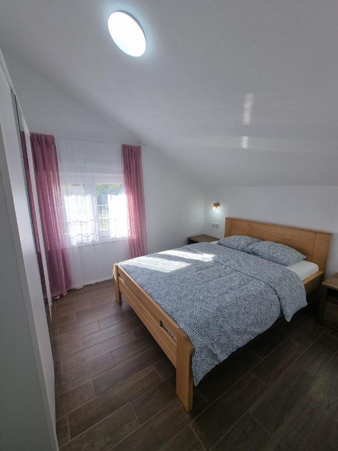 Apartmani Zekic 洛帕 外观 照片