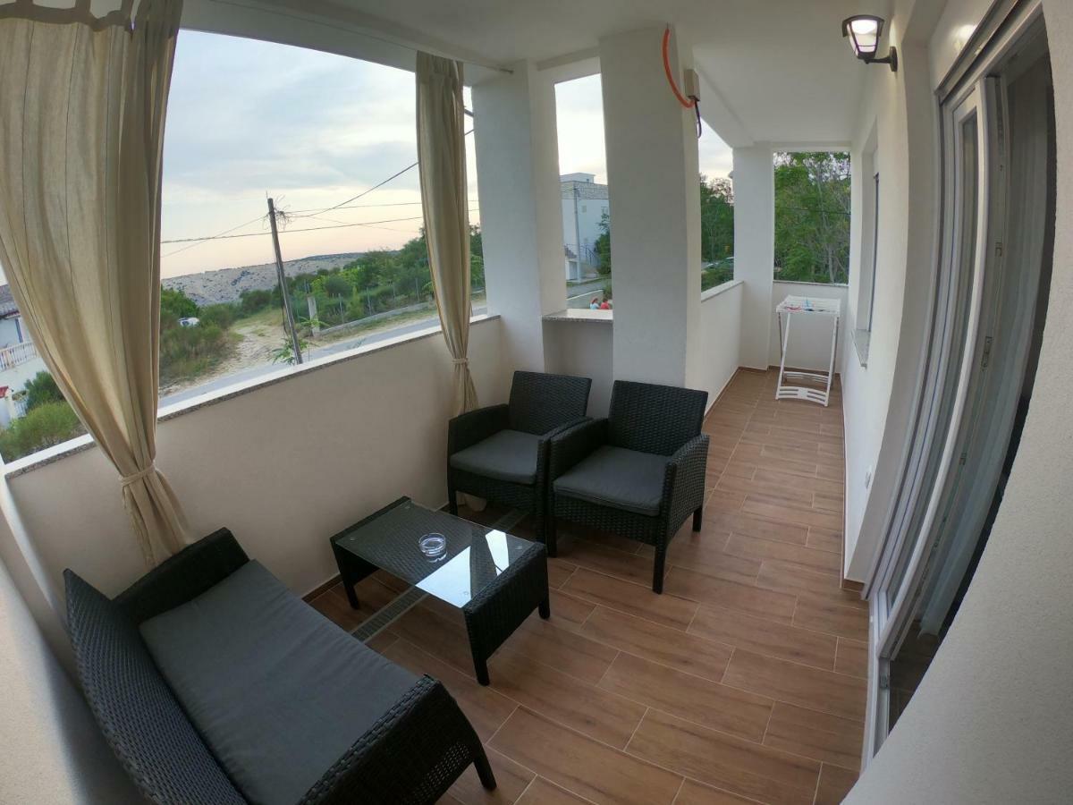 Apartmani Zekic 洛帕 外观 照片